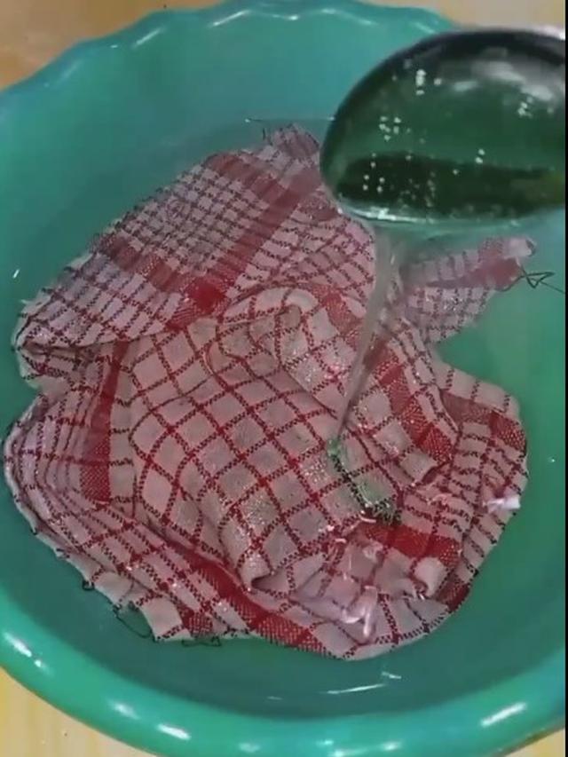 Tanpa Dibilas Pakai Sitrun, Begini Cara Ampuh Bersihkan Noda pada Lap