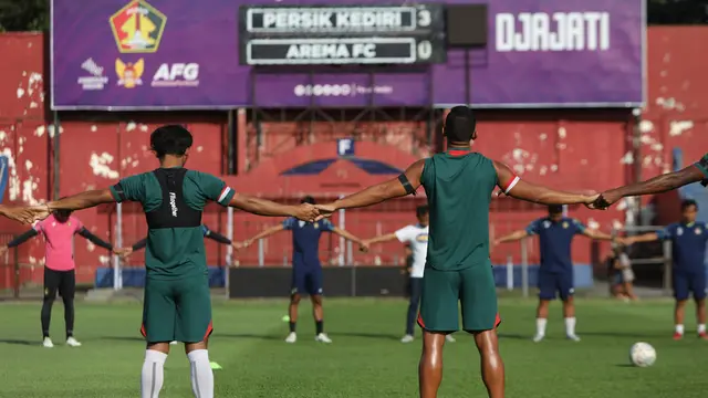 Pemain Persik