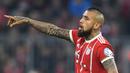 Pemain Bayern Munchen, Arturo Vidal masuk dalam radar Chelsea untuk musim 2018-2019 nanti. Pengalaman Vidal diharapkan bisa membantu The Blues di Premier League. (AFP/Christof Stache)