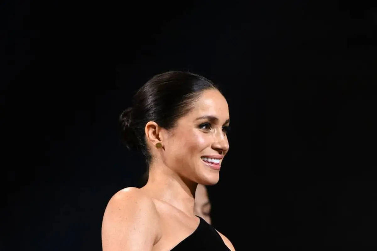 Meghan Markle Di Ajang Busana