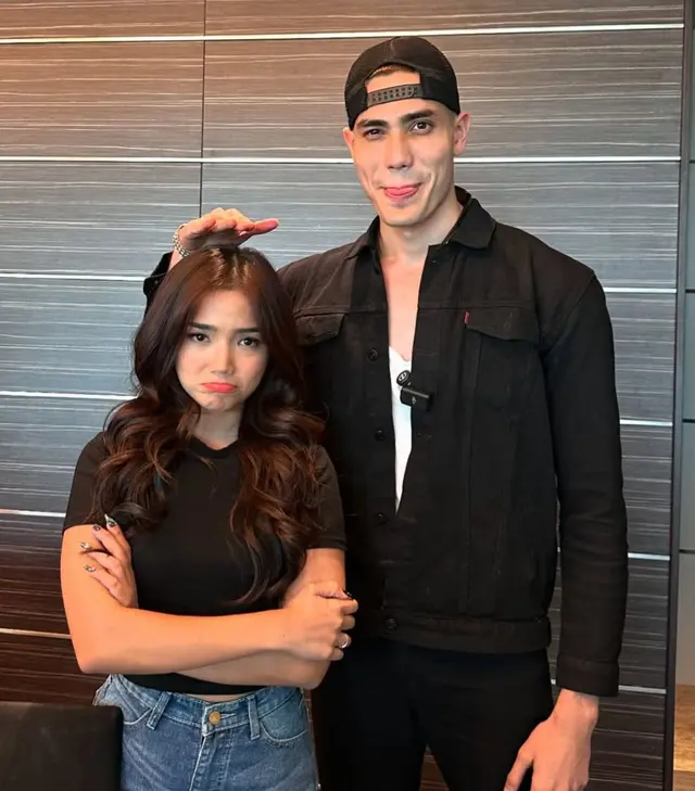 Jadi YouTuber sukses, penampakan rumah mewah Aisar Khaled di Malaysia ini view-nya bikin iri