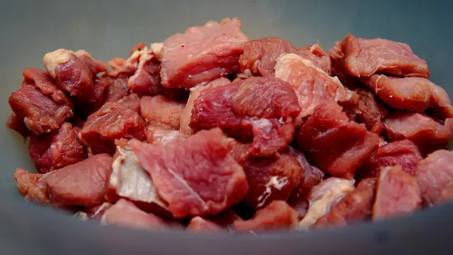 Kurangi Lemak Daging Kambing untuk Mengurangi Bau Prengus