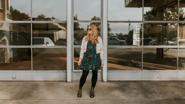 Ilustrasi Relationship Female