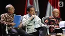 Mendag Agus Suparmanto (tengah) menyampaikan paparan saat diskusi panel VI Rakornas Indonesia Maju antara Pemerintah Pusat dan Forum Koordinasi Pimpinan Daerah (Forkopimda) di Bogor, Jawa Barat, Rabu (13/11/2019). Panel VI itu membahas transformasi ekonomi I. (Liputan6.com/Herman Zakharia)