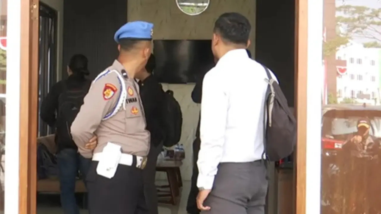 Rekonstruksi Kasus Taufik Hidayat