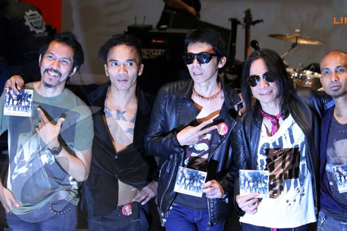 slank-1-131101b.jpg