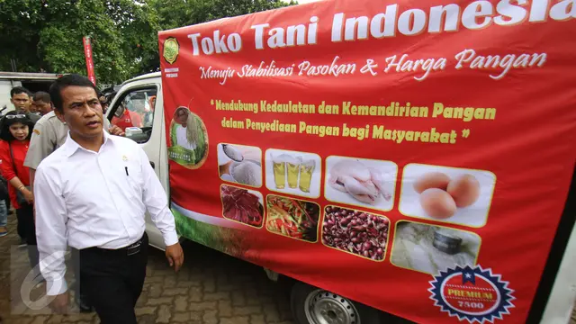 20170206-Mentan Resmikan Pengiriman Perdana Pangan ke 22 Toko Tani Jakarta-Jakarta