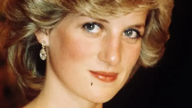 copyright Seventeen.com