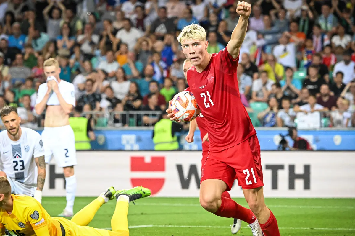 Foto: Sebaran Gol Rasmus Hojlund, Striker Denmark Top Skor Sementara Kualifikasi Euro 2024 yang Jadi Target Utama MU di Liga Inggris