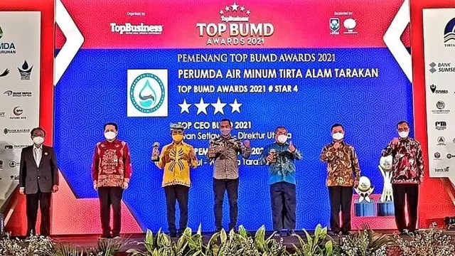 Pemkot Tarakan Borong Tiga Penghargaan di Ajang Top BUMD Awards 2021