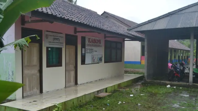 Desa Bojongsari mendirikan Pusat Pelayanan Terpadu (PPT) untuk menangani kasus buruh migran dan menggelar berbagai pelatihan. (Foto: Liputan6.com/Muhamad Ridlo)