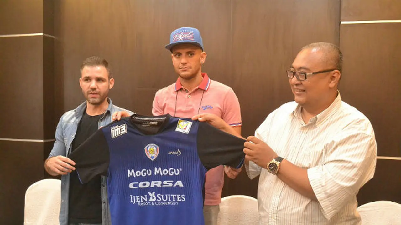 Francisco ‘Kiko’ Insa Bohigues dan Antonio ‘Toni’ Jose Espinosa 