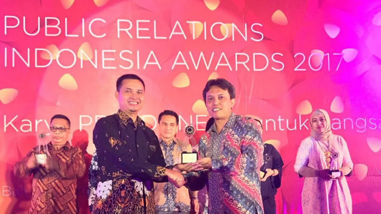 Humas Pemerintah Provinsi Jawa Barat (Humas Jabar) berhasil mendapatkan penghargaan untuk empat kategori di ajang Public Relations Indonesia Award (PRIA) 2017. 