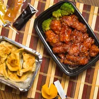 Hidangan-hidangan utama resto Cina ini, justru tak disajikan di negeri asalnya.