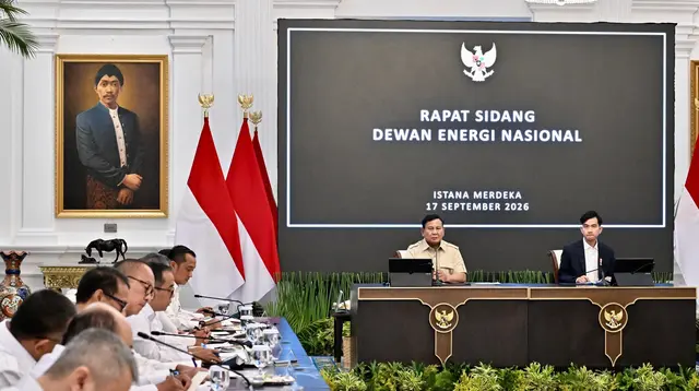 Seskab Teddy Ungkap 6 Langkah Prabowo Menuju Kemandirian Energi