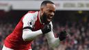 Penyerang Arsenal, Alexandre Lacazette menerima bayaran per minggu sebesar 120.000 pound sterling dan mengikat kontrak hingg 2022. (AFP/ Ben Stansall)