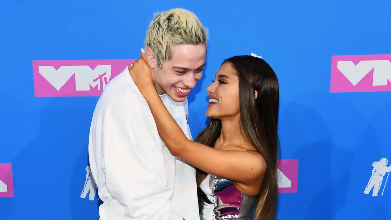 [Fimela] Ariana Grande - Pete Davidson