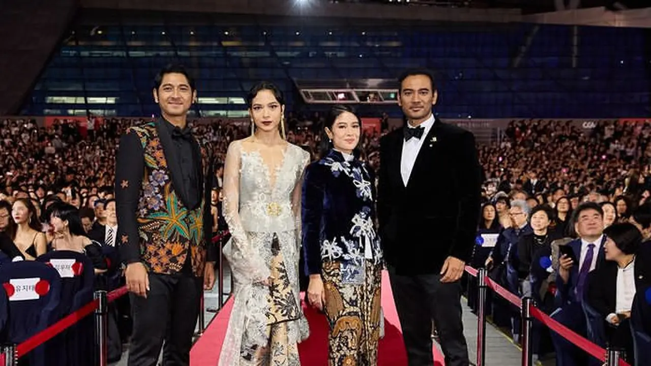 Gaya Modern Dian Sastrowardoyo