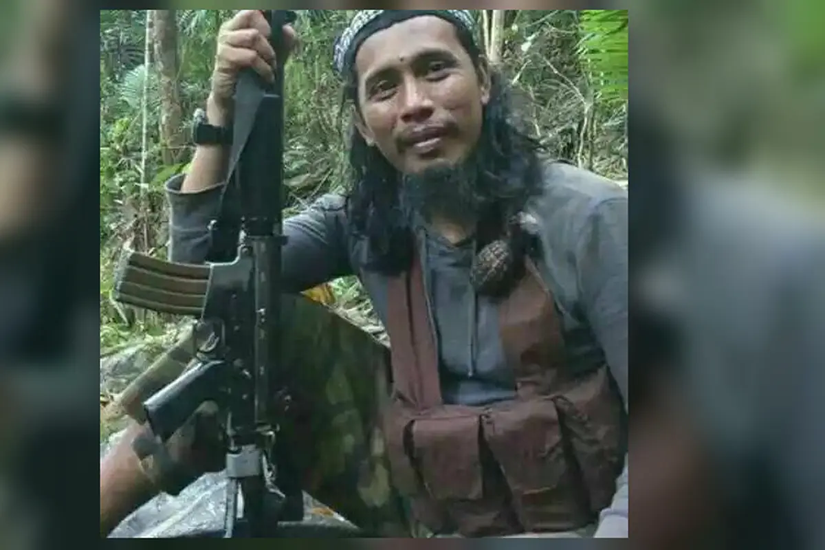 Kelaparan, Santoso Keluar dari Wilayah Pertahanannya