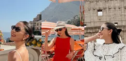 Summer look Jessica Mila saat liburan di Italia bersama keluarga tampil ringan dan feminin. Usai dari sana, perjalanannya ke Labuan Bajo sempat disorot. (@jscmila)