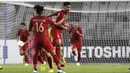 Bek Timnas Indonesia, Alfath Faathier, merayakan gol yang dicetaknya ke gawang Timor Leste pada laga Piala AFF 2018 di SUGBK, Jakarta, Selasa (13/11). Indonesia menang 3-1 atas Timor Leste. (Bola.com/Yoppy Renato)