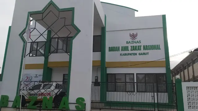 Baznas Kabupaten Garut, Jawa Barat menetapkan besaran nisab zakat fitrah 1446H/2025 di angka Rp 40.500 per jiwa atau beras sebanyak 2,7 kilogram (kg). (Liputan6.com/Jayadi Supriadin)