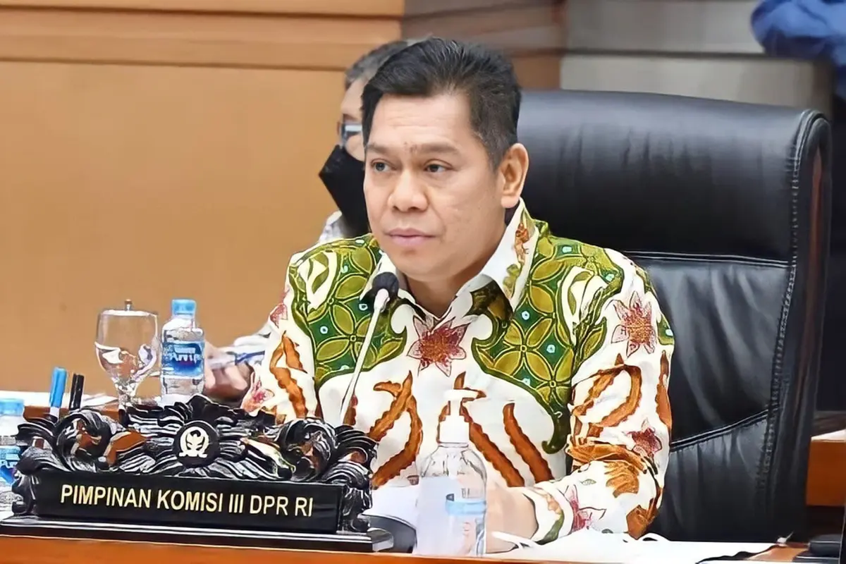 Wakil Ketua DPR RI Adies Kadir