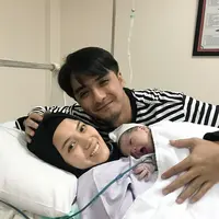 Keluarga Ricky Harun (Instagram/rickyharun)