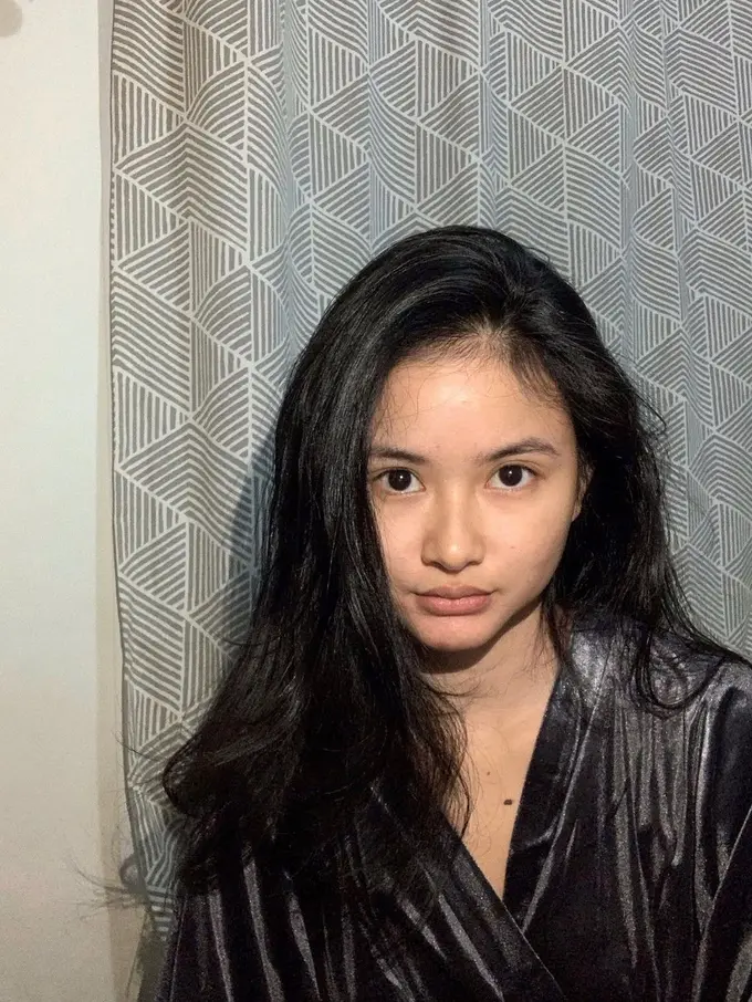 7 Potret Adinda Azani Pemeran Suster El saat Tanpa Makeup, Tetap Menawan