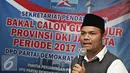 Pengusaha Muhamad Idrus memberikan keterangan usai mendaftarkan diri sebagai balon Gubernur DKI Jakarta di Kantor DPD Partai Demokrat DKI Jakarta, Rabu (13/4). Muhamad Idrus mengusung tagline 'Jakarta Keren'. (Liputan6.com/Immanuel Antonius)