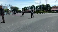 Teror Pagi Hari, Kelompok Bersenjata Serang Mapolda Riau