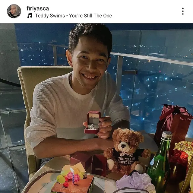 Usai Putus dari Susan Sameh, Ini 6 Potret Pebulutangkis Fajar Alfian dan Pacar Baru