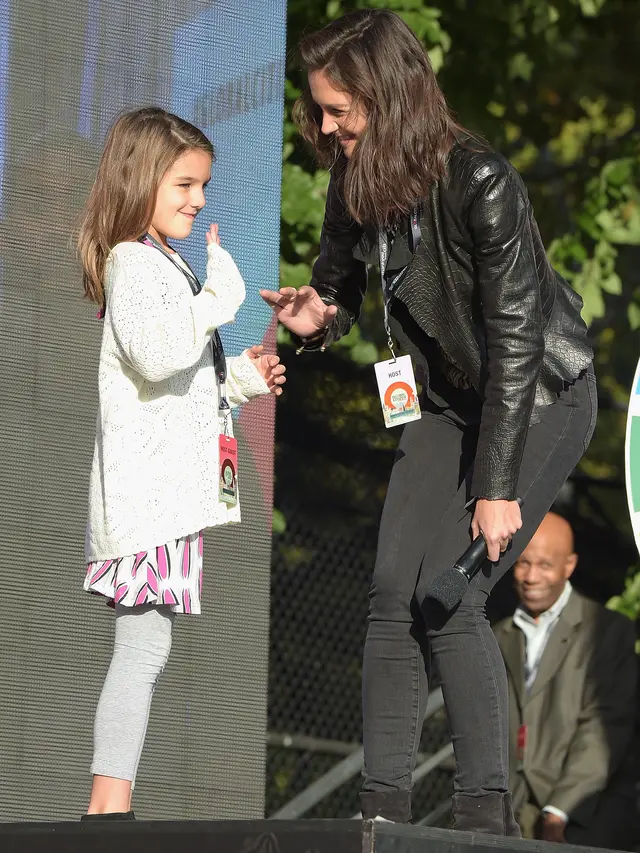 [Bintang] Suri Cruise dan Katie Holmes