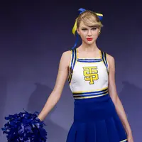 Sumber pun menambahkan, Taylor senang menjadi bagian dari sebuah acara penghargaan, namun jika dirinya tidak terlibat, ia tidak akan memberikan perhatian khusus untuk itu. (AFP/Bintang.com)