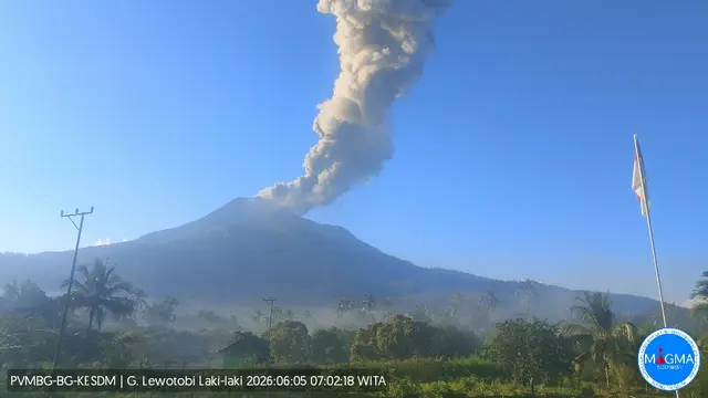 Gunung Lewotobi Laki-Laki