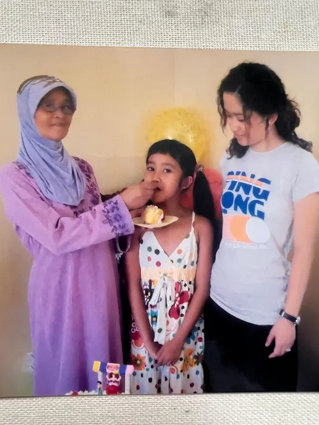 6 Potret Lawas Ultah ke-9 Permesta Dhyaz, Gaya Farida Nurhan Bikin Salah Fokus