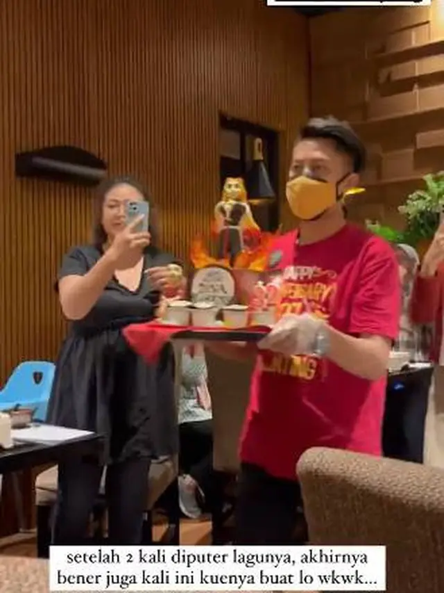 Rayakan Bersama Mikha Tambayong, Ini 6 Momen Ulang Tahun Deva Mahenra