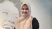 Dian Widayanti dikenal sebagai halal lifestyle enthusiast. Akun Instagramnya diikuti 115 ribuan orang. Baginya, menerapkan gaya hidup halal tak susah.