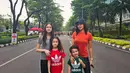 <p>Ussy Sulistiawaty jogging [Instagram/ussypratama]</p>