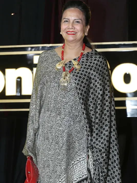Kualitas akting aktris senior itu sudah tak bisa diragukan lagi. Berbagai piala telah didapatkan oleh perempuan asal Kuala Tungkal, Jambi, 59 tahun itu. Dalam catatan Wikipidia, tahun 1974 ia meraih piala. (Galih W. Satria/Bintang.com)