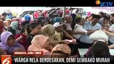 Paket sembako senilai Rp 50 ribu tersebut, hanya dibeli warga dengan menggunakan kupon Rp 20 ribu.