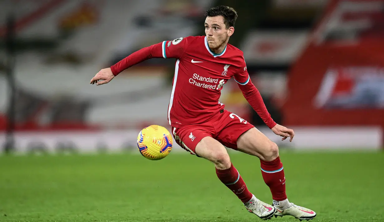 Andrew Robertson (LB) - Sosok pemain Liverpool ini terpilih menjadi fullback kiri. Ia tercatat mencapai harga 65 juta Euro menurut laman Transfermrkt. (Foto: AFP/Pool/Michael Regan)