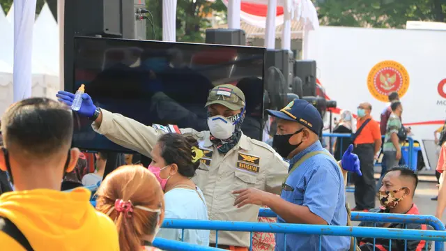 Suasana rapid test massal di Surabaya