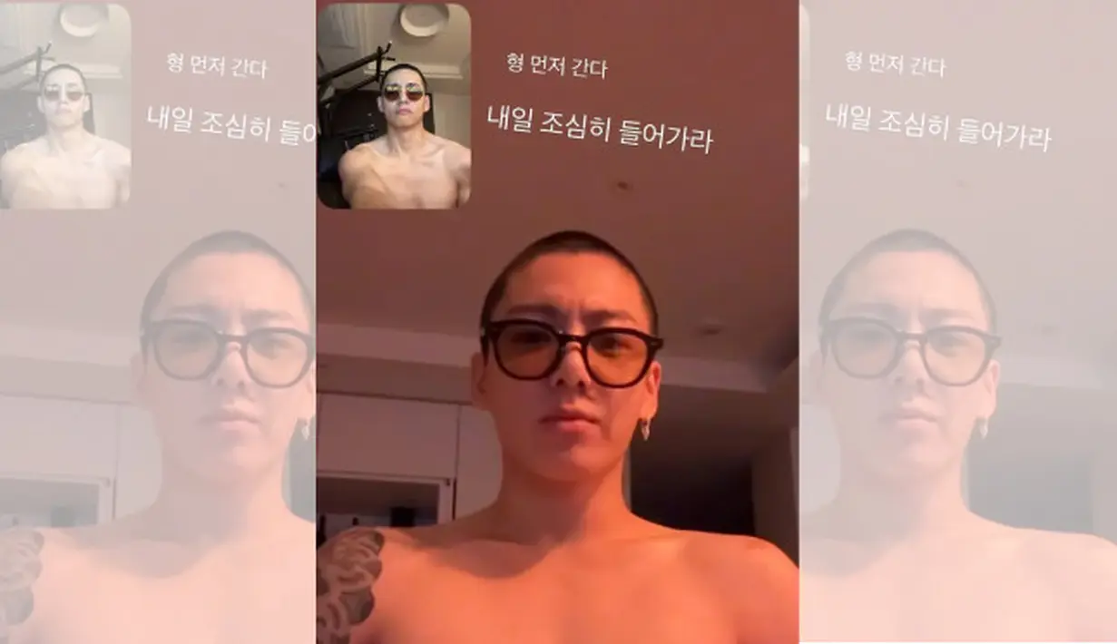 Tak cuma rambutnya sendiri, ia juga membocorkan gaya rambut sang maknae, Jungkook. Dalam foto yang ia bagikan, keduanya tampak sedang melakukan video call. Keduanya sama-sama bertelanjang dada dan mengenakan kacamata. (Foto: Instagram/ thv)