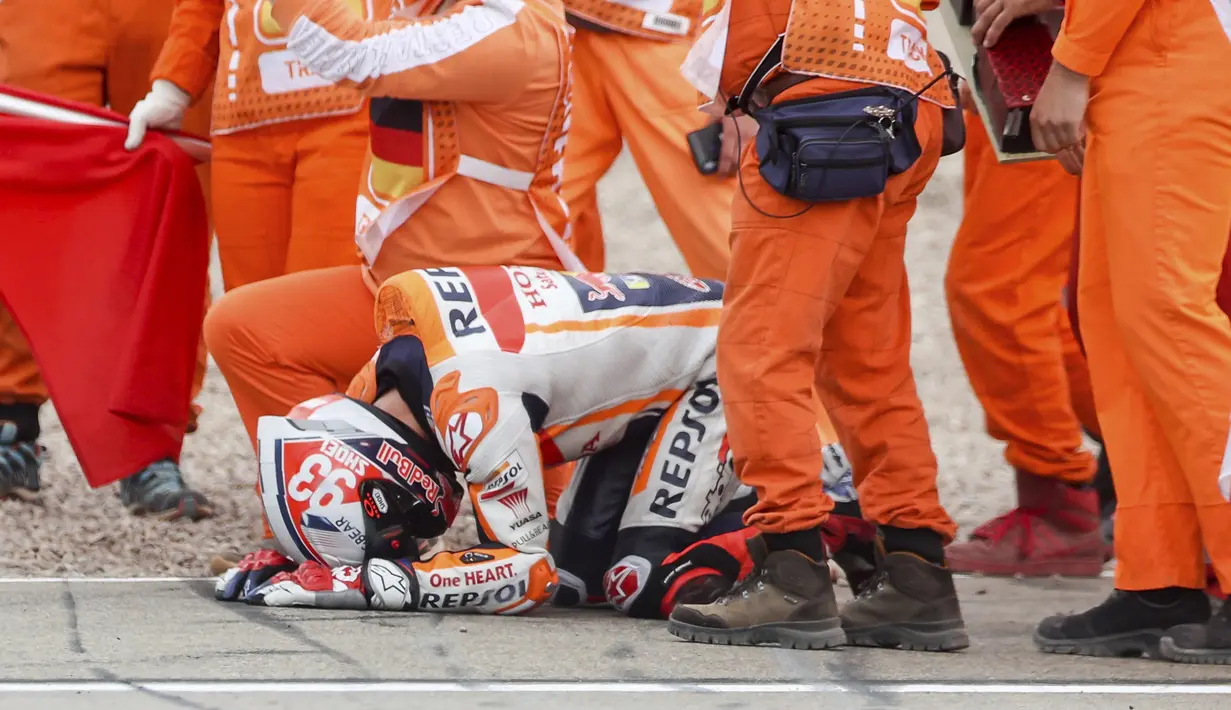 Balapan kali ini merupakan yang emosional bagi Marc Marquez, pasalnya sejak kembalinya Marquez di MotoGP musim ini dirinya belum sempat mencicipi podium setelah podium terakhirnya di tahun 2019. (Foto: AP/DPA/Jens Buettner)