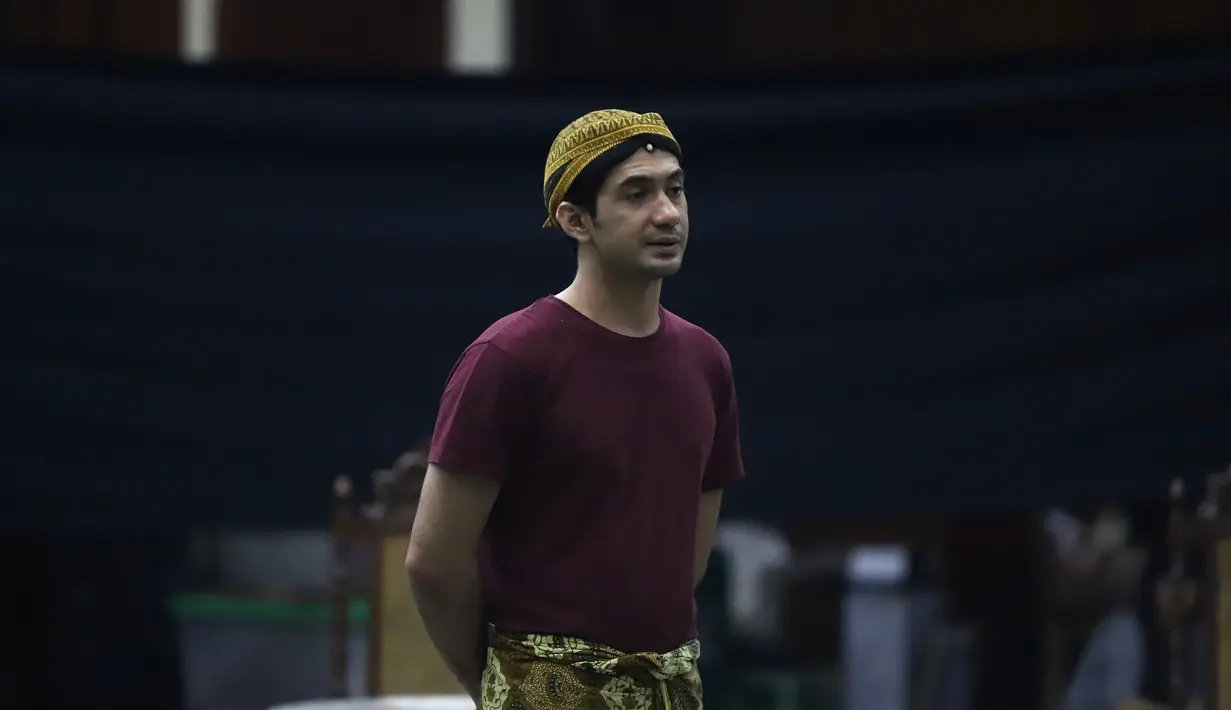 Reza Rahadian (Deki Prayoga/dok.Fimela.com)