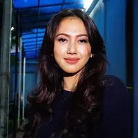 Suci Patia mengaku tak ingin mengangkat kisah hidup sang ayah menjadi sebuah novel.