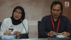 Dirjen Pemasyarakatan (PAS) Sri Puguh Budi Utami (kiri) dan Wakil Ketua KPK Saut Situmorang memberikan keterangan usai menggelar rapat koordinasi di Gedung KPK, Jakarta, Selasa (19/3). (merdeka.com/Dwi Narwoko)