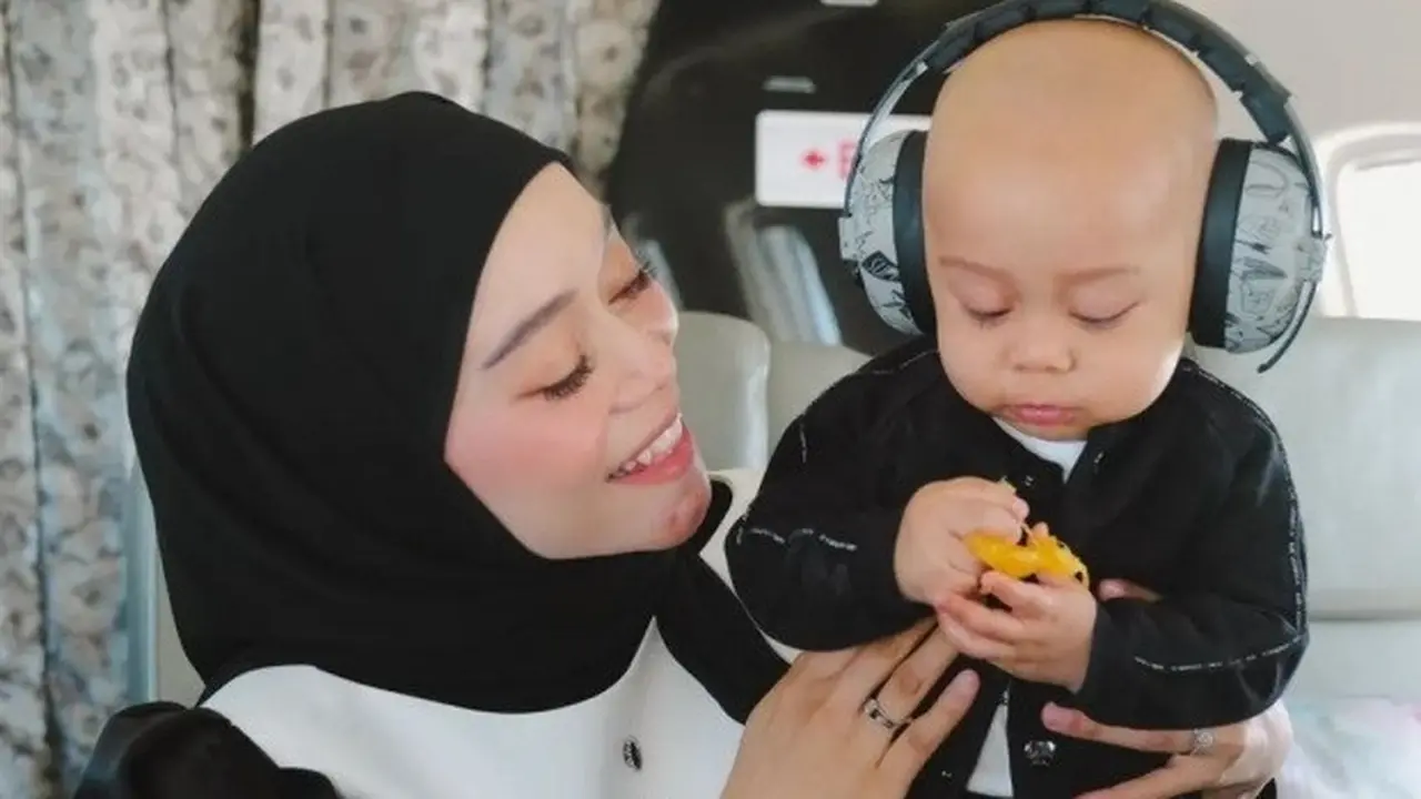 Baby Leslar, anak Lesti kejora dan Rizky Billar (Instagram//@lestykejora/@ayah_kejora)