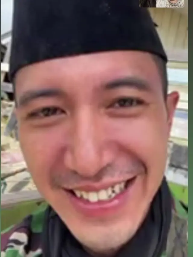 Ayu Ting Ting rayakan Lebaran bersama Muhammad Fardhana. [Foto: Instgram/ayutingting92]